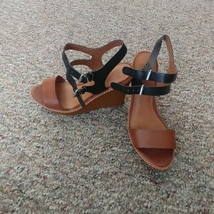Dolce vita wedges